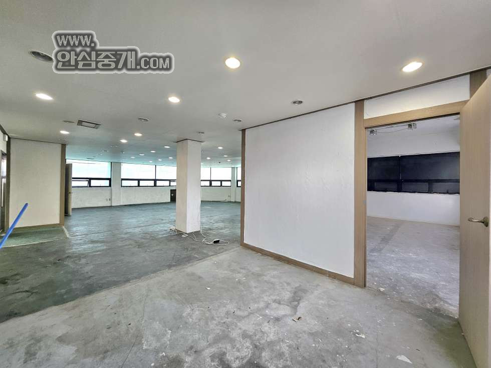 전북 전주덕진구 인후동1가 안골 4층//인간적으로 너무 싸다//엘베 없음 월세 매물번호 10416 사진 8