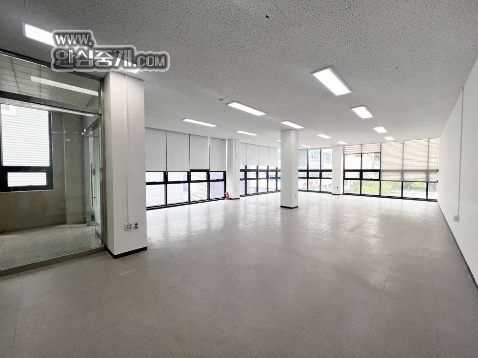 전북 전주완산구 효자동2가 주차걱정 없는 3층 대형 사무실 월세 매물번호 10837 사진 1