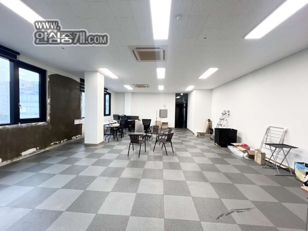 전북 전주완산구 효자동2가 효자동 신시가지 3층 사무실 월세 매물번호 10860 사진 2