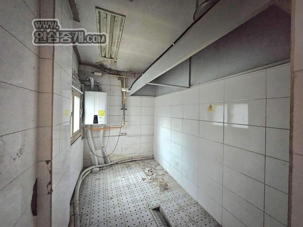 전북 전주덕진구 우아동3가 대형 음식점 추천...주차장 있는 대로변 월세 매물번호 10868 사진 12