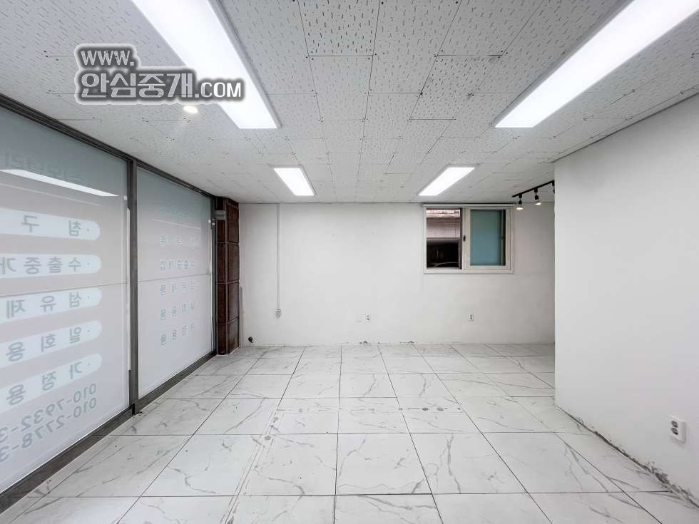 전북 전주완산구 효자동3가 효자동 홍산초 인근 1층 10평 상가 월세 매물번호 10910 사진 2