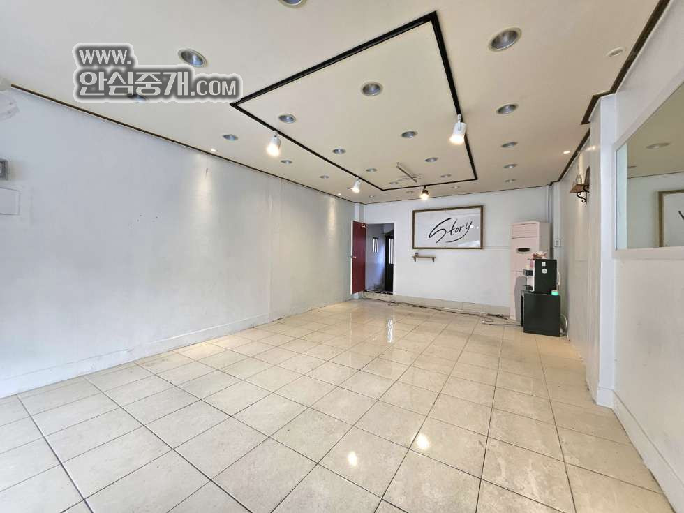 전북 전주완산구 효자동1가 1층 위치좋고 깨끗한 가성비 상가 월세 매물번호 10066 사진 2