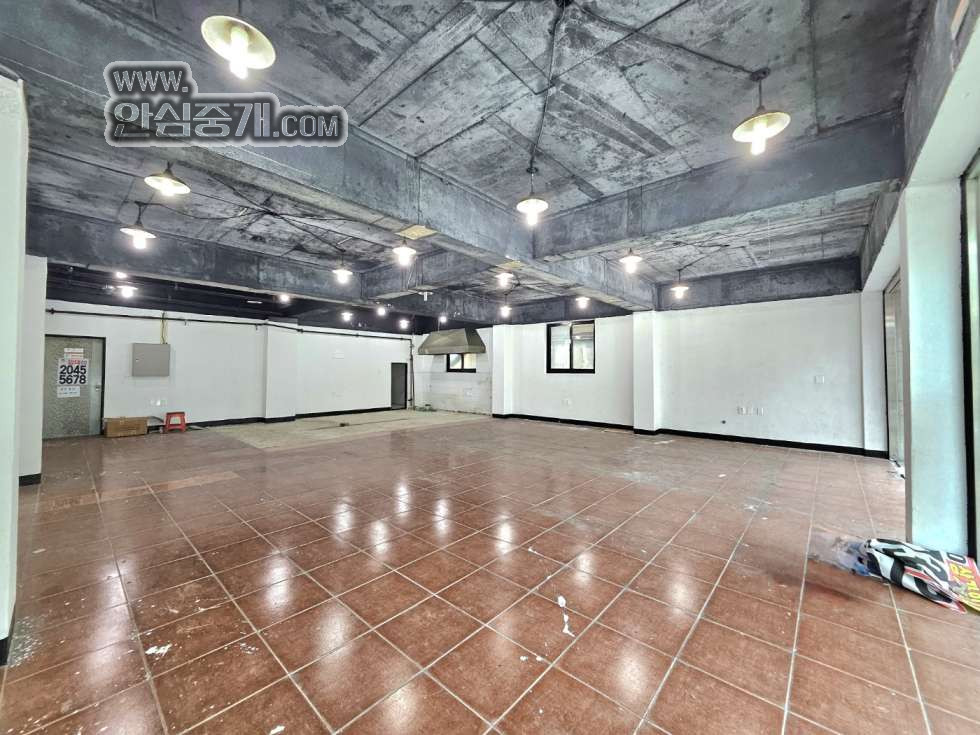 전북 전주완산구 효자동3가 서곡지구 노출좋은 도로변 40평1층 월세 매물번호 10075 사진 2
