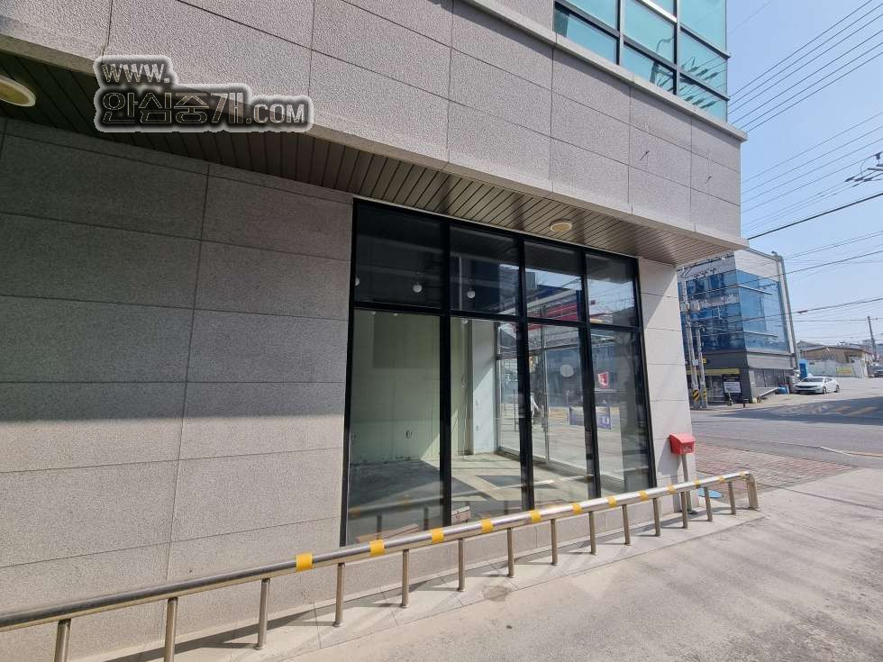 전북 익산시 모현동1가 주건축물제1동 (익산)이리모현초 인근 시인성 좋은 상가 월세 매물번호 10200 사진 3