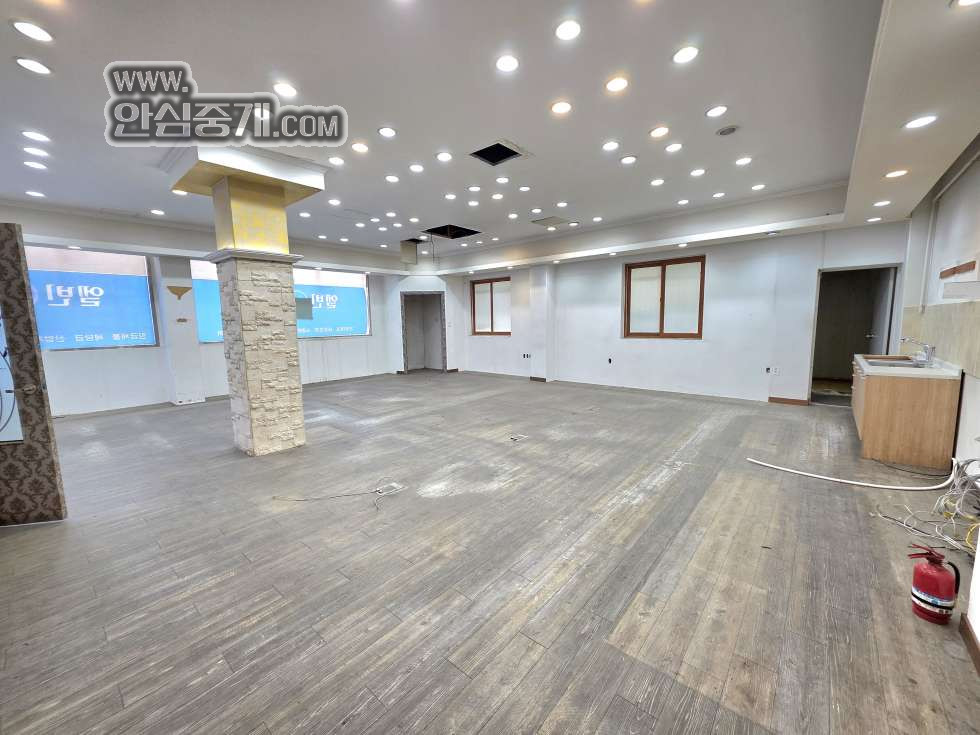 전북 전주덕진구 진북동 실용적으로 사용 가능한 1층 상가 월세 매물번호 10186 사진 9